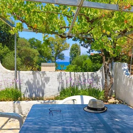 Holiday home Fishermans Agios Stefanos (Thinali)